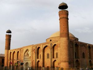نمای بیرونی موزه قرآن و کتابت تبریز