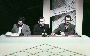 مرحوم اربابی در کنار اساتید موسوی و خواجوی